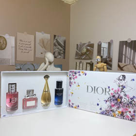 Dior profumo set 4 pezzi colore fiore versione-3471